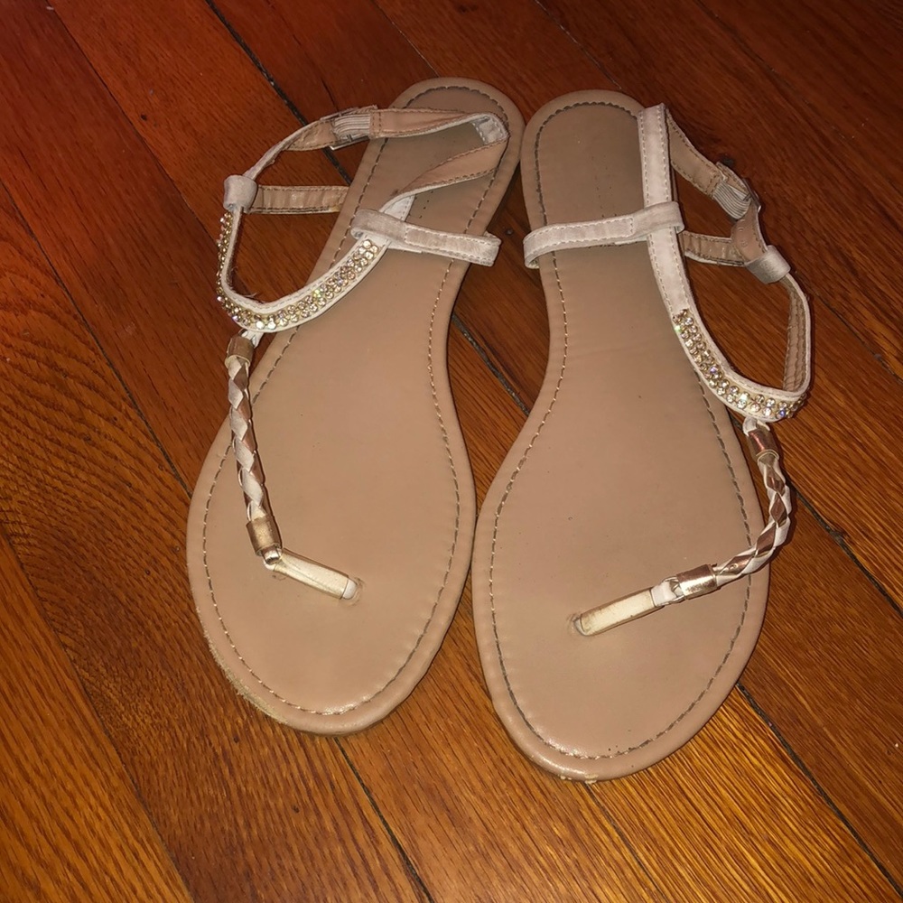 White/Tan Flats